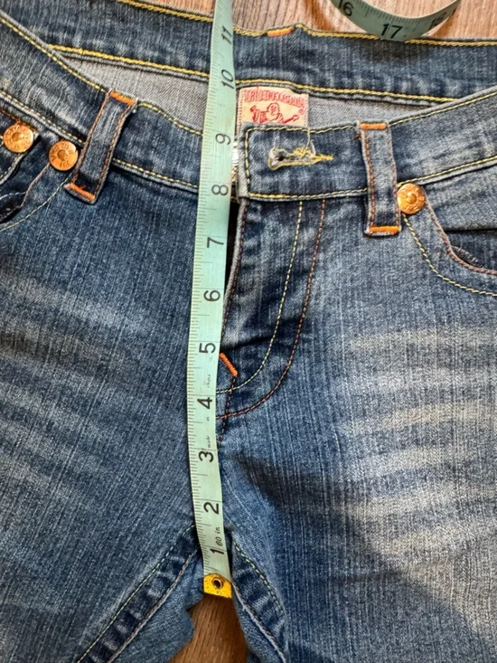 True Religion Women’s Low Rise Straight-Leg Jeans with Contrast Stitching - Picture 6 of 6